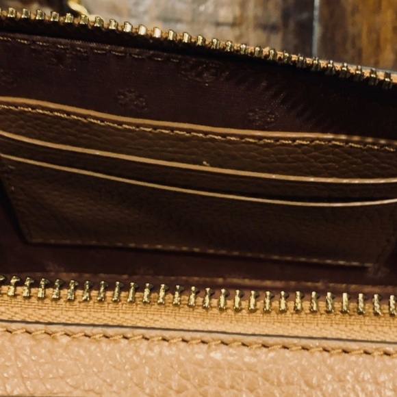 Tory Burch Britten Tan Pebbled Leather Small Top Handle Crossbody Case Bag Purse - Picture 11 of 12